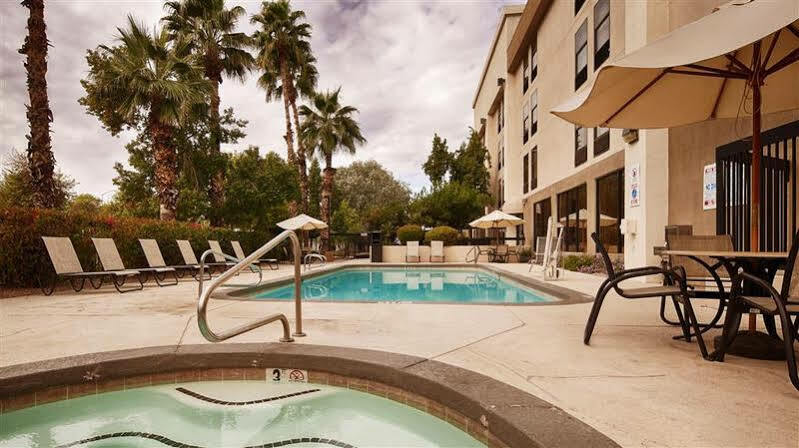 Best Western Plus Mesa Hotel Exterior photo